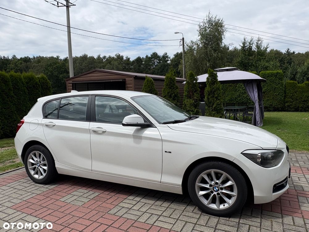 BMW Seria 1 114i - 4