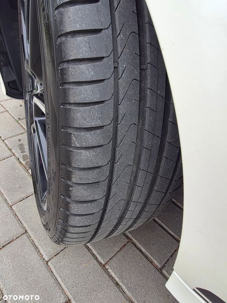 Mercedes-Benz Klasa C AMG 43 4Matic 9G-TRONIC - 27