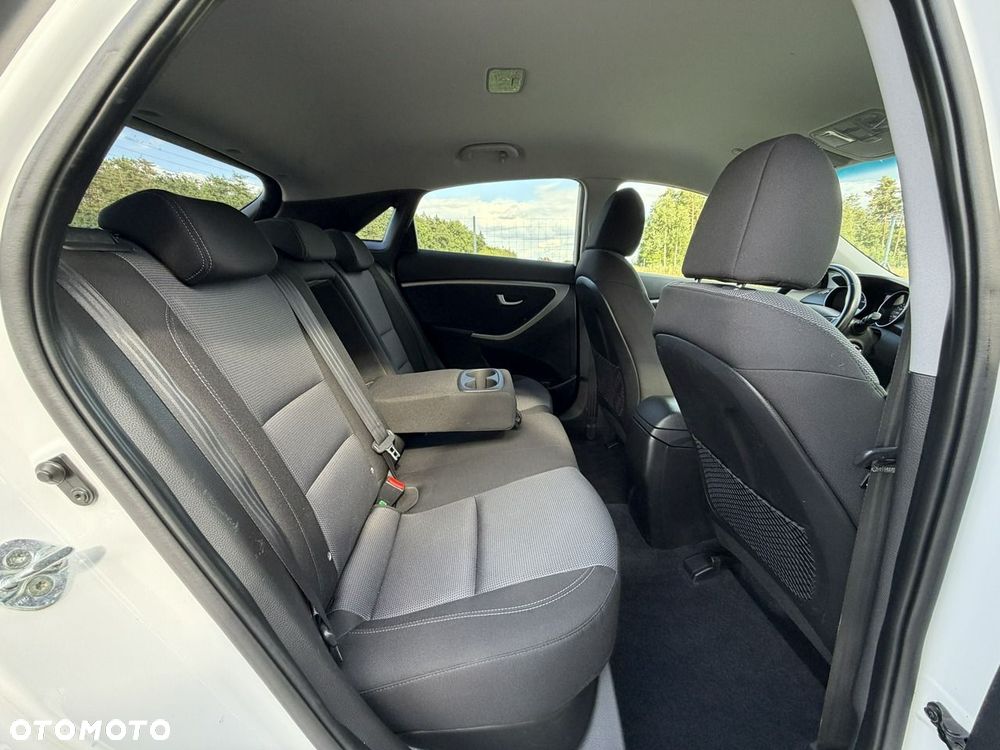 Hyundai i30 - 12