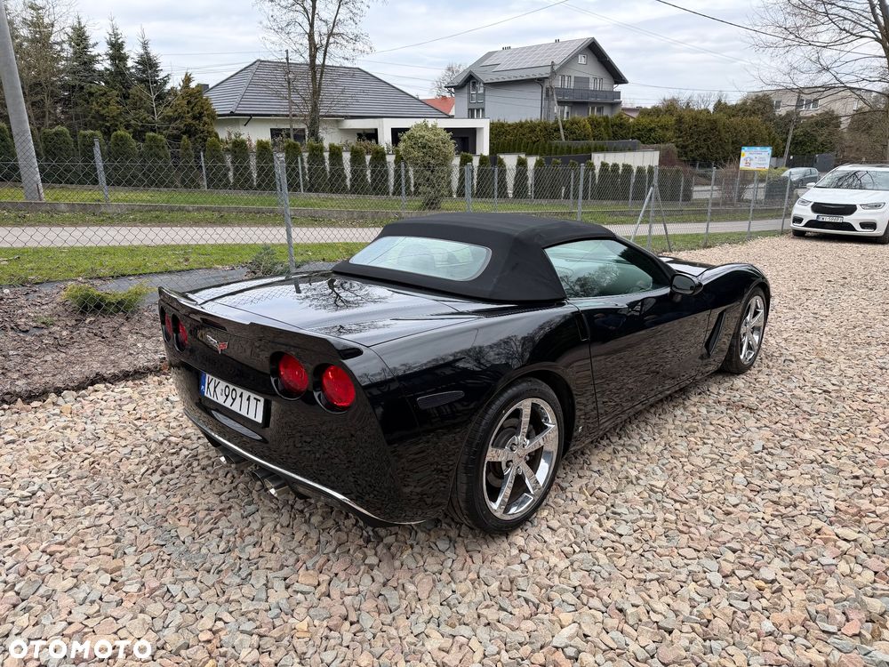 Chevrolet Corvette - 9