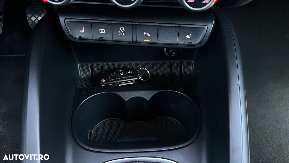 Audi A1 Sportback 1.4 TDI Design - 12