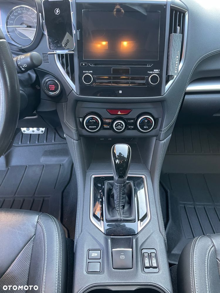 Subaru Impreza 2.0i Sport (EyeSight) Lineartronic - 10