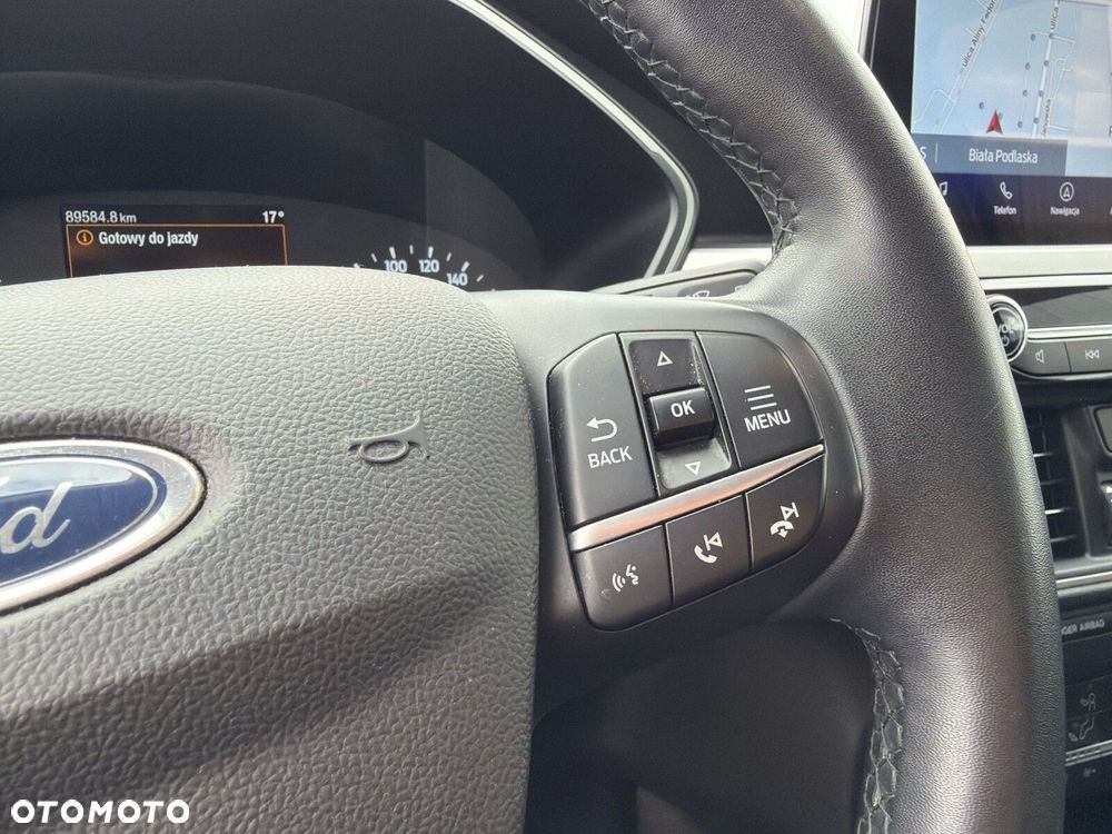 Ford Kuga - 23