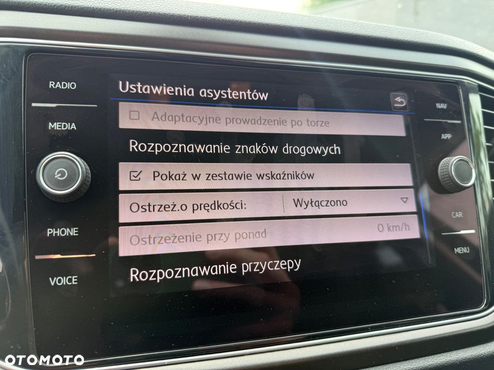 Volkswagen T-Roc - 34
