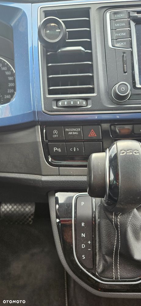 Volkswagen Multivan - 13