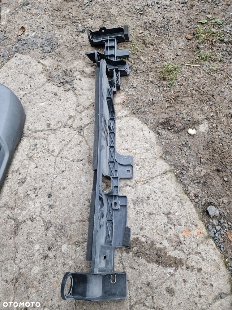 Pas przedni  górny Renault  Kadjar  215424EBOA - 1