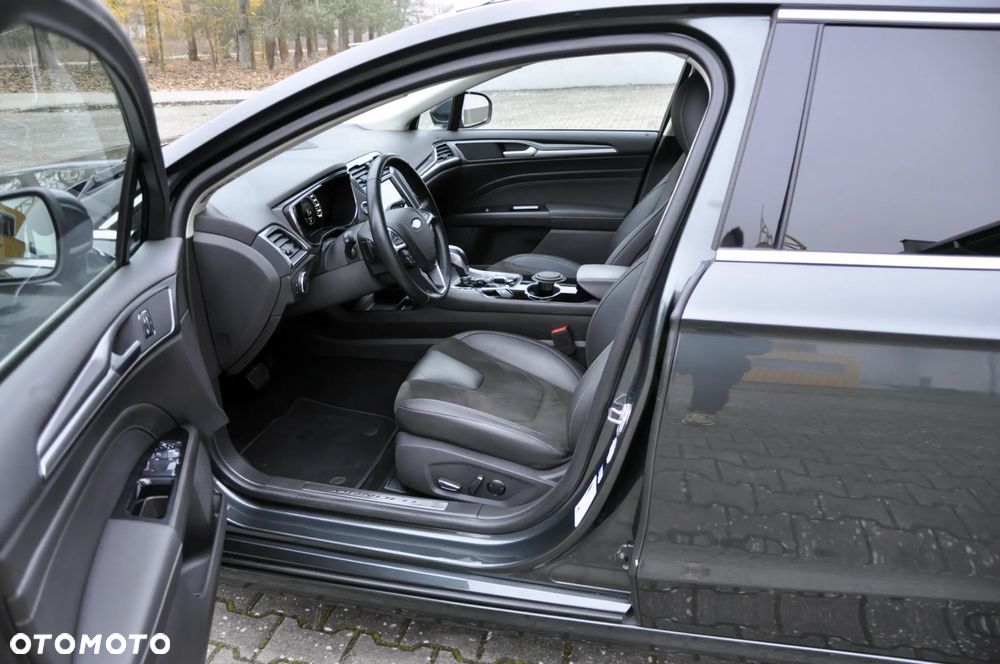 Ford Mondeo 2.0 TDCi Titanium PowerShift - 21