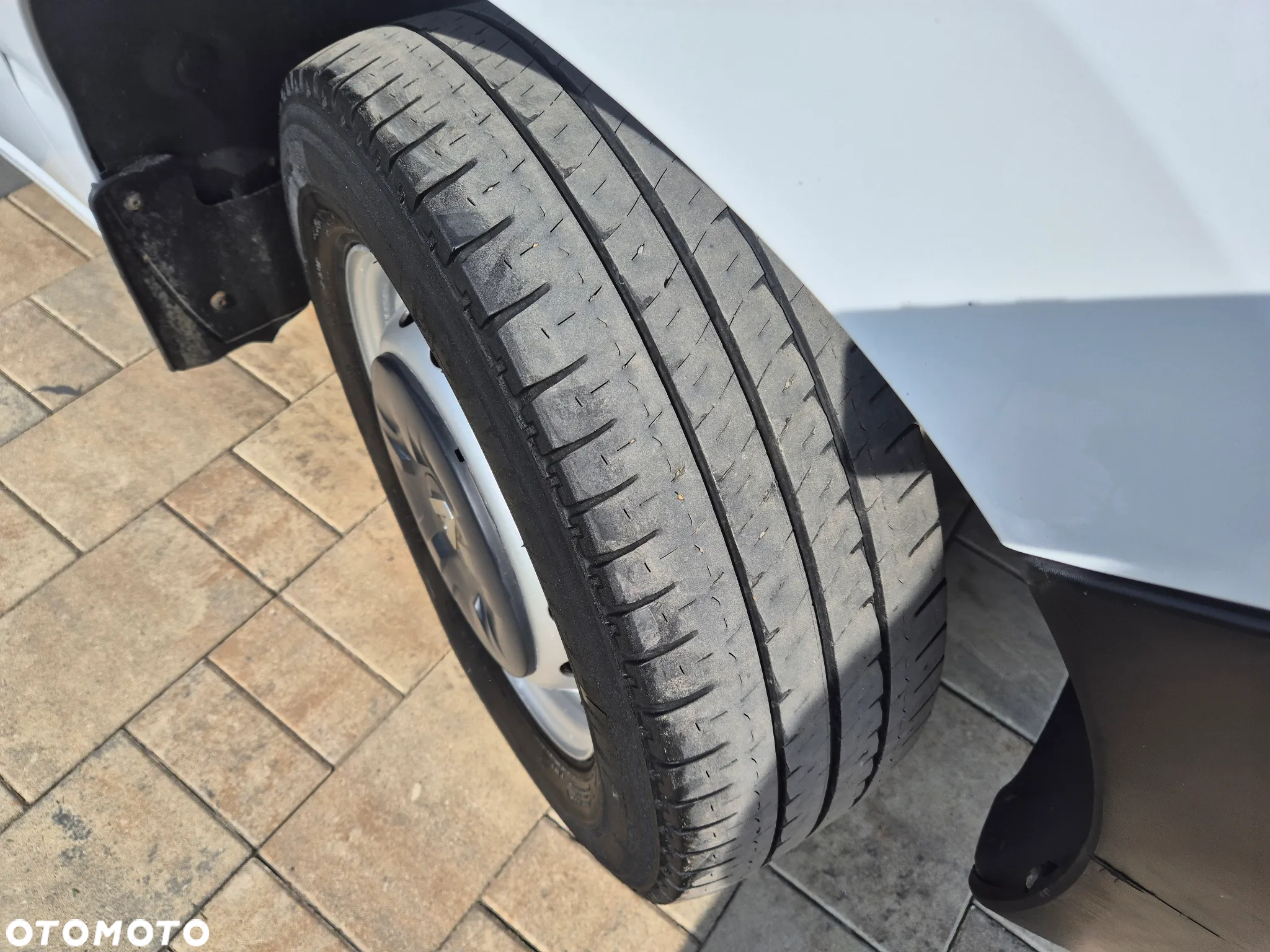 Renault MASTER L3H2 2.3 145KM BRYGADÓWKA 7 OSÓB KLIMA SPROWADZONY NAVI KAMERY - 11