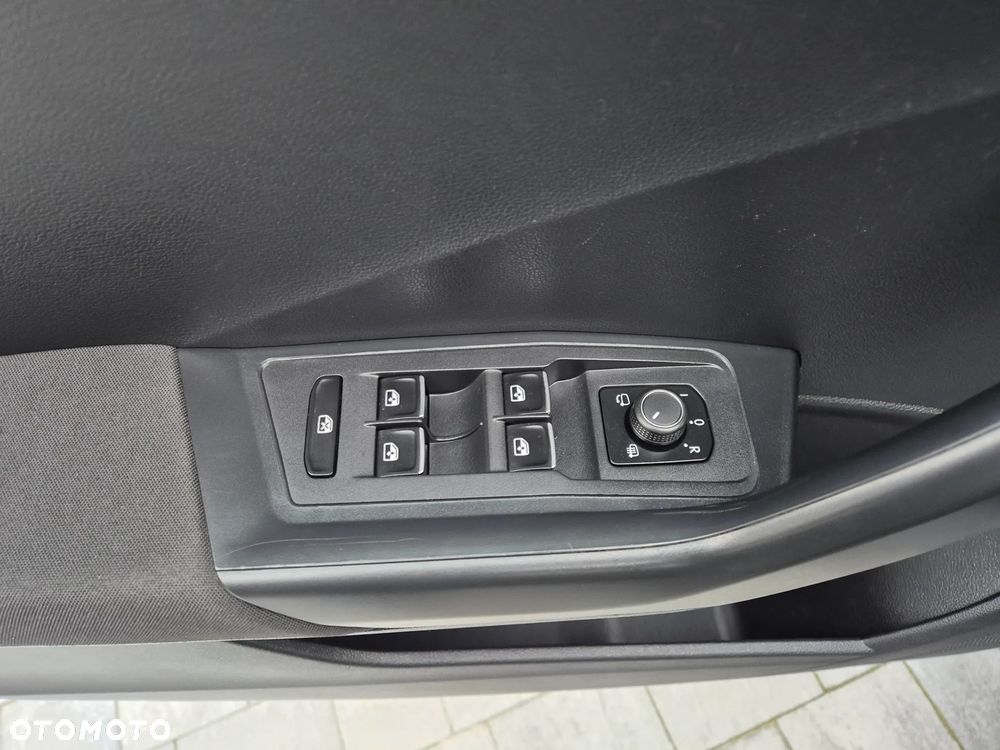 Volkswagen T-Roc 1.6 TDI SCR DPF Advance - 27