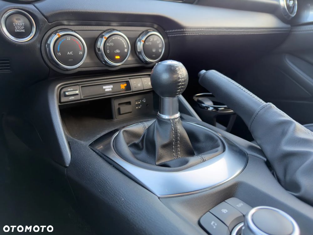 Mazda MX-5 2.0 Skyfreedom i-ELOOP - 21