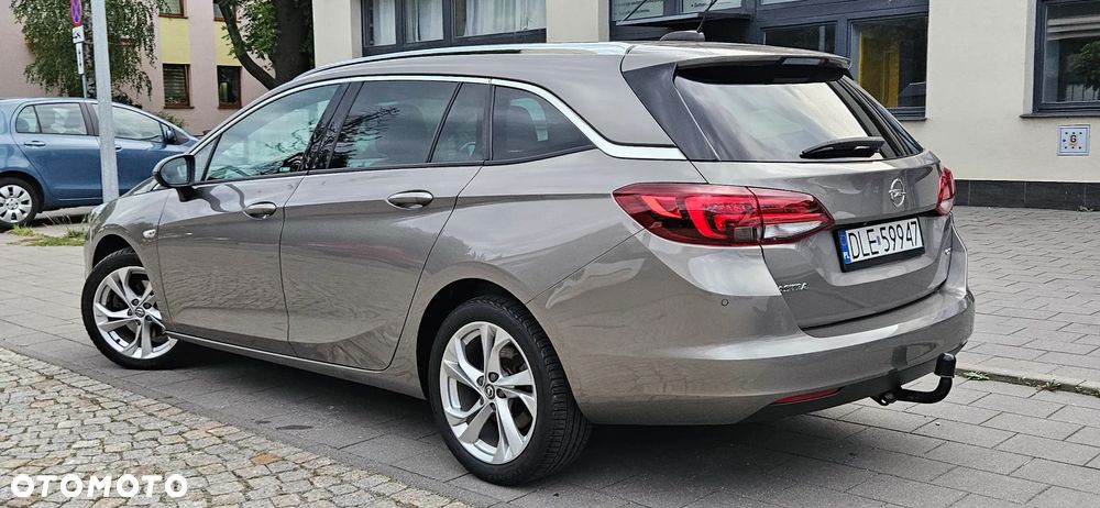 Opel Astra 1.6 D (CDTI) Start/Stop Dynamic - 26