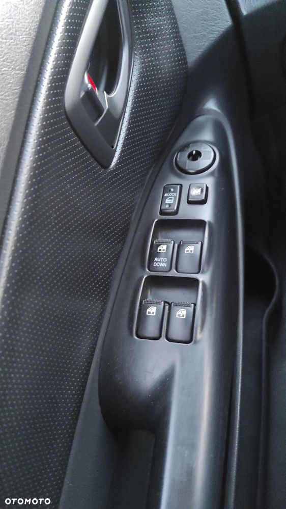 Hyundai Tucson 2.0 Comfort 2WD - 16
