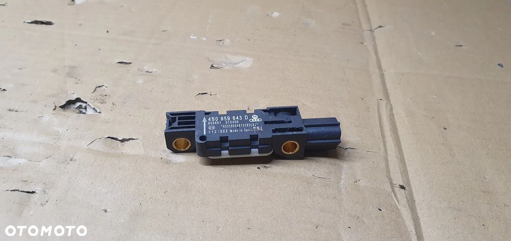 Czujnik sensor uderzeniowy Airbag Audi A8 D3 4B0959643A - 2