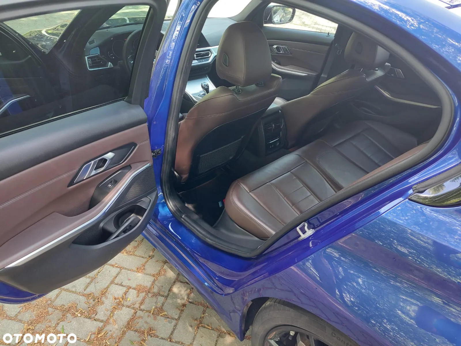 BMW Seria 3 330i M Sport - 11