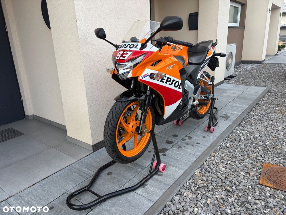 Honda CBR - 4