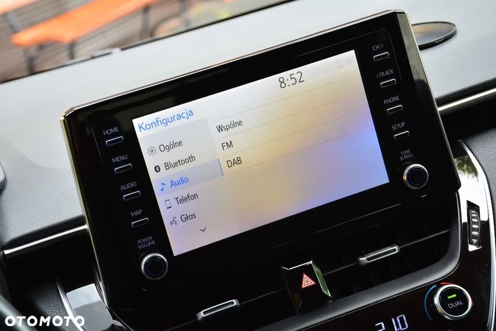 Toyota Corolla 1.8 Hybrid Comfort - 12