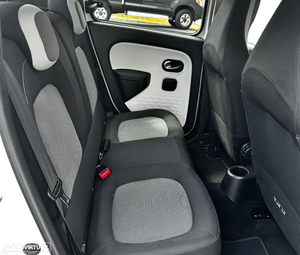 Renault Twingo Z.E. 22 Zen - 13