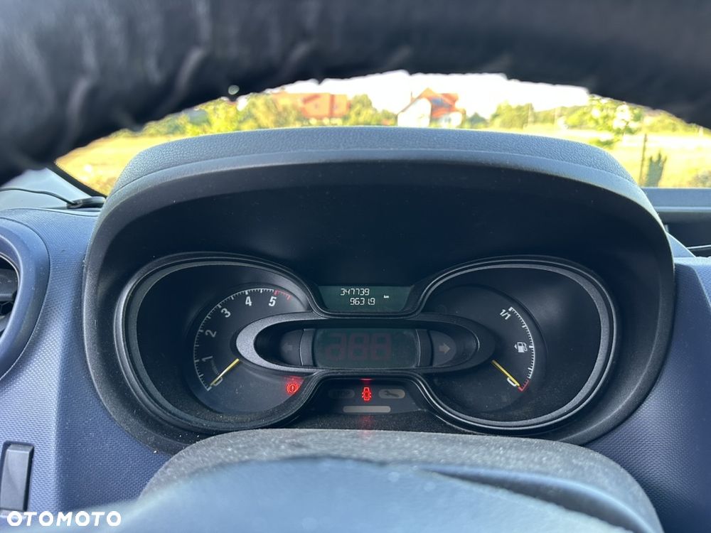 Opel Vivaro - 13