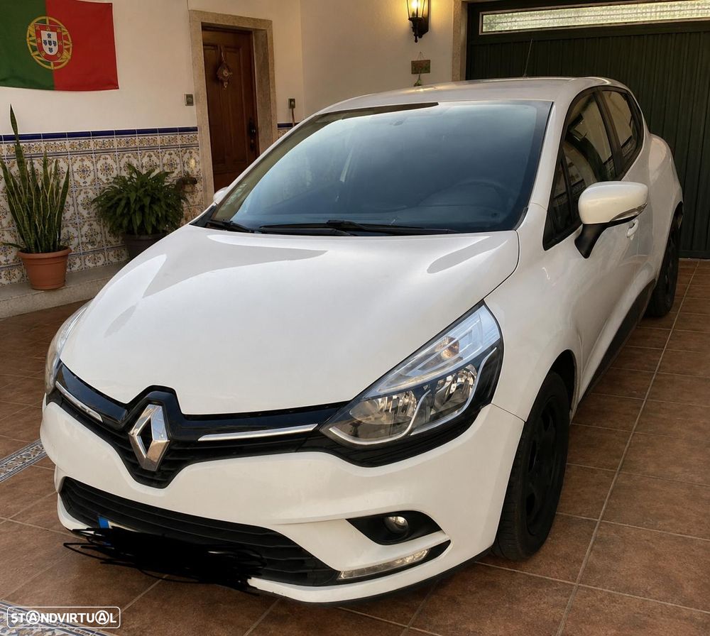 Renault Clio - 2