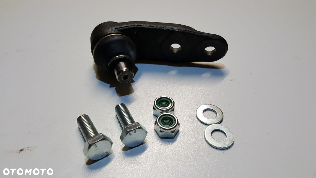 SWORZEŃ WAHACZA FORD FIESTA 76-86 ROK  L/P STRONA  Z-3052,1591066, 6111394, 78FB3395AC ,82FB3395AA - 2