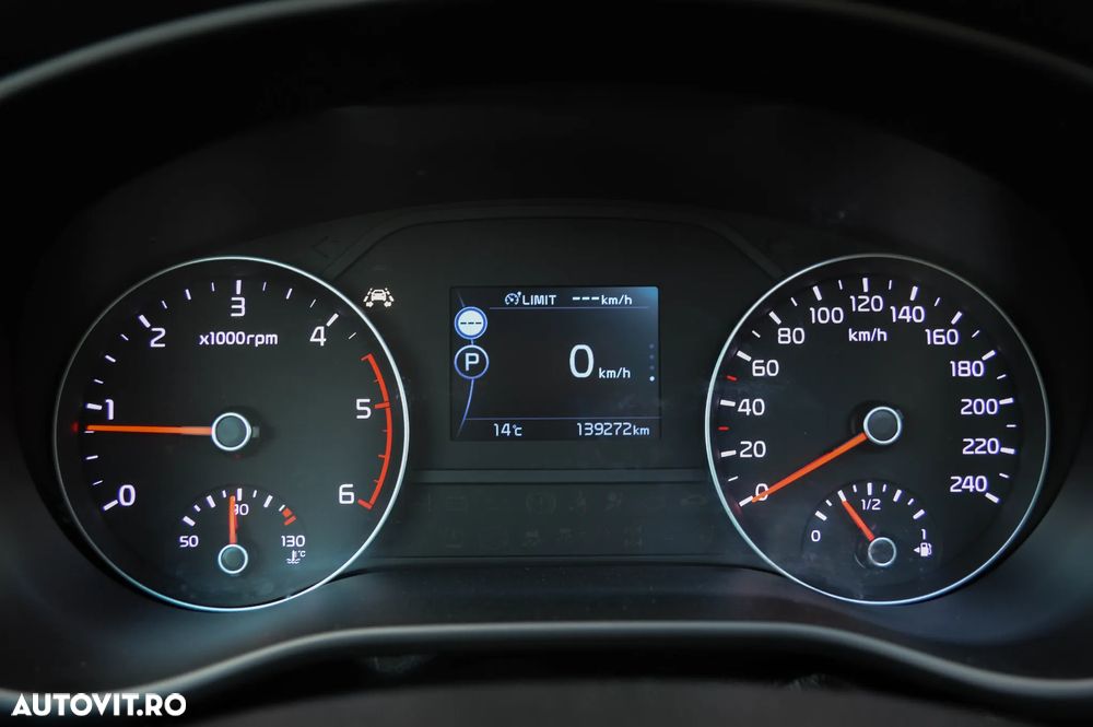 Kia Sportage 1.7 CRDI 2WD ISG Aut. Spirit - 10