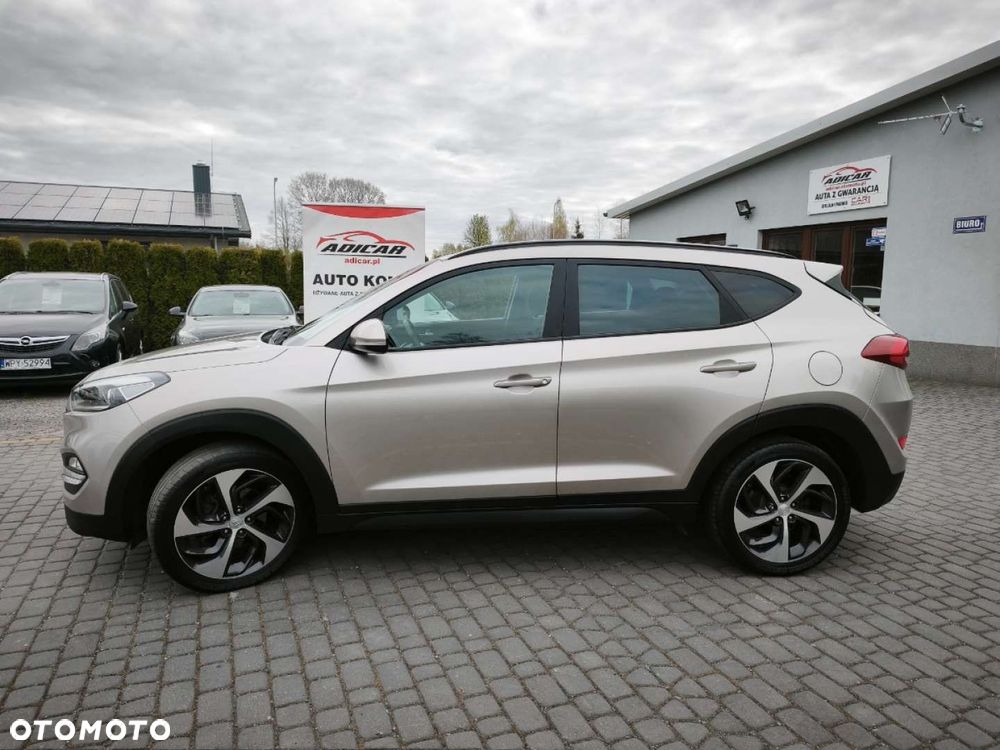 Hyundai Tucson - 2