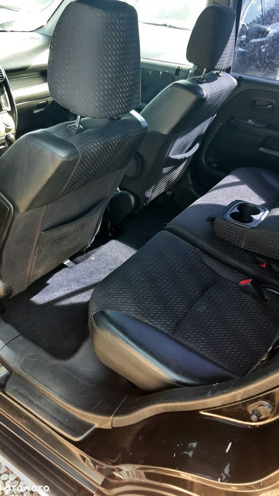 Honda CR-V 2.0i LS - 18