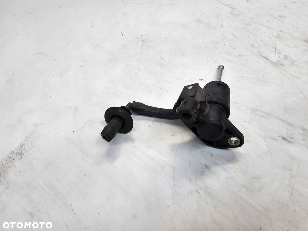 POMPKA SPRZĘGŁA AUDI A4 B6 B7 8E1721401AJ - 3