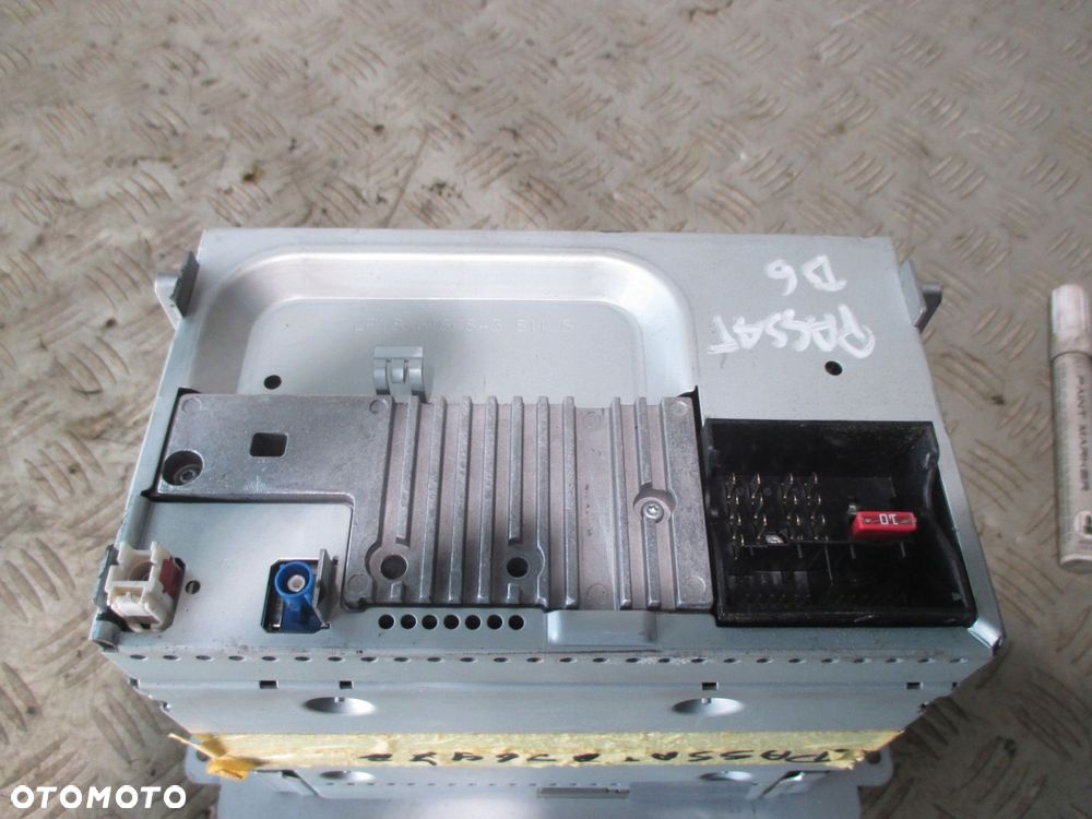 RADIO VW CADDY III VW TOURAN GOLF V JETTA PASSAT B6 - 2