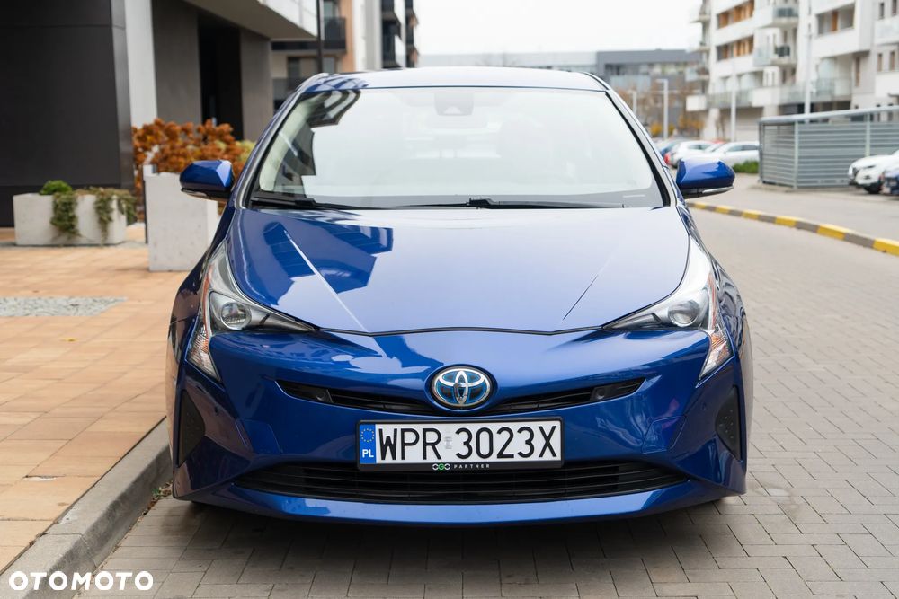 Toyota Prius 1.8 HSD Premium - 2