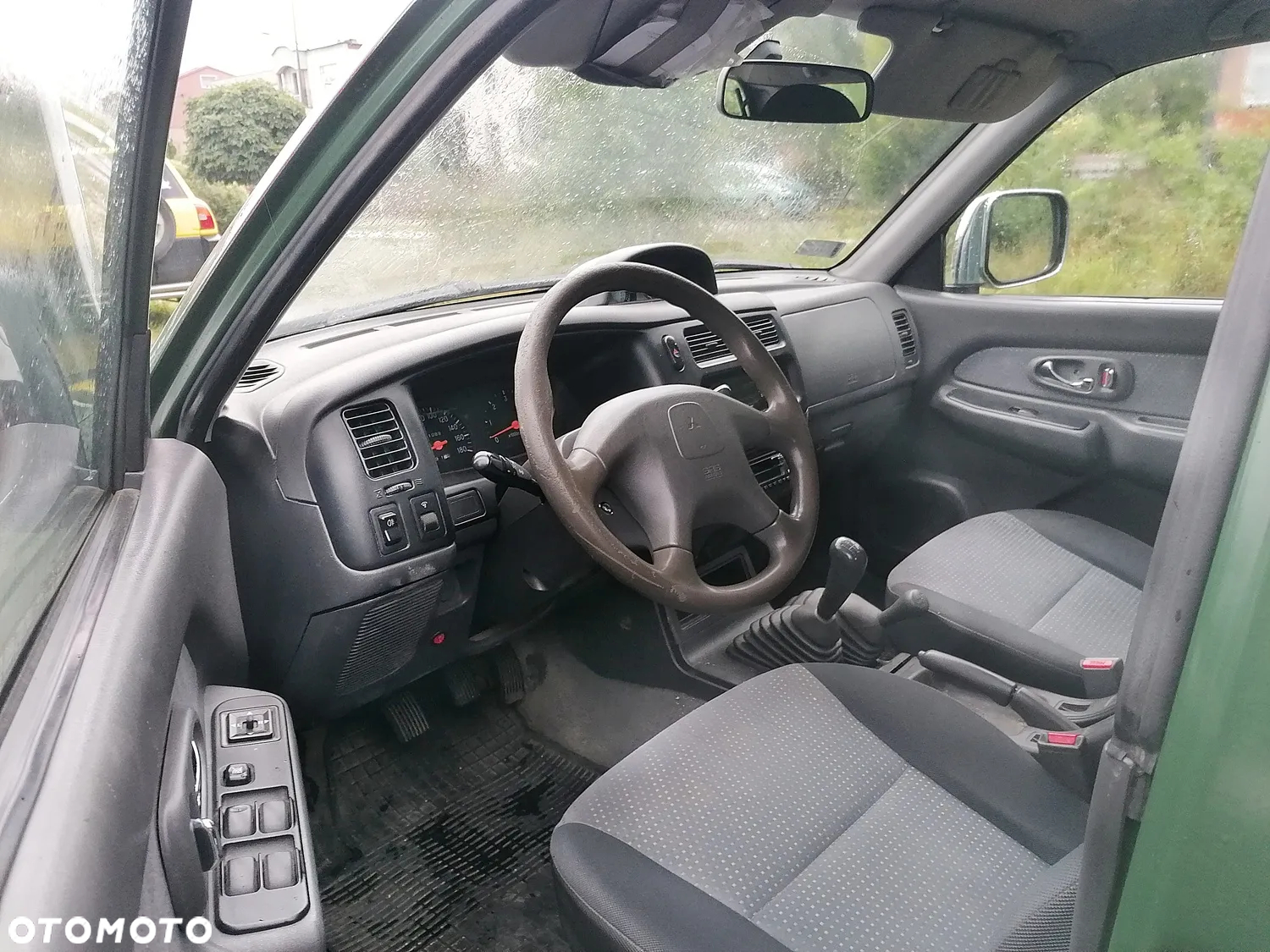 Mitsubishi L200 - 9