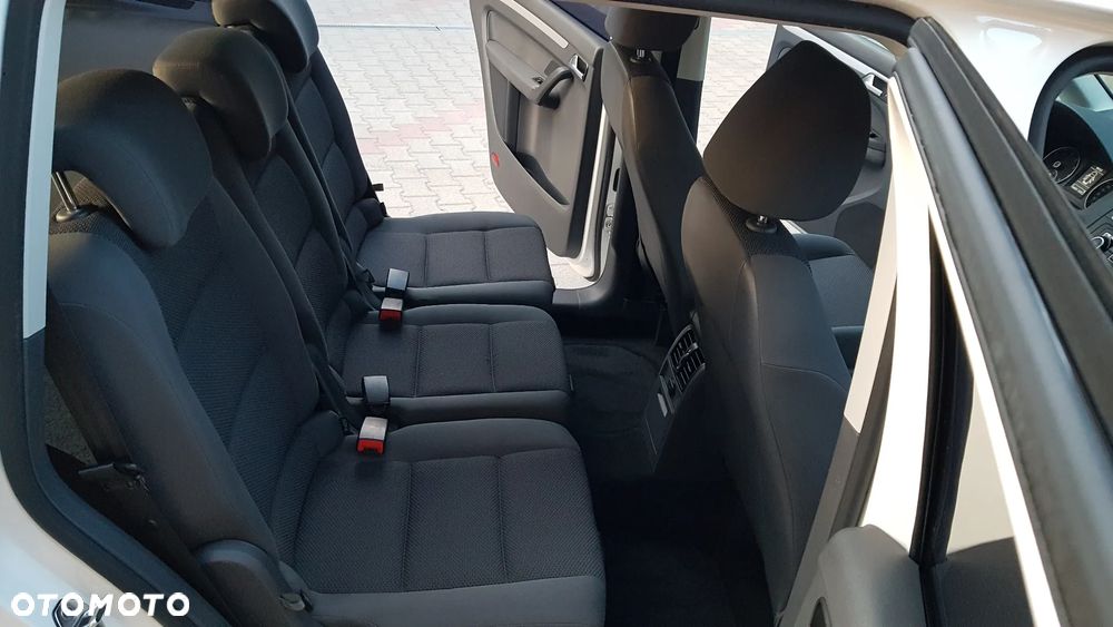 Volkswagen Touran 1.2 TSI CityLine - 9