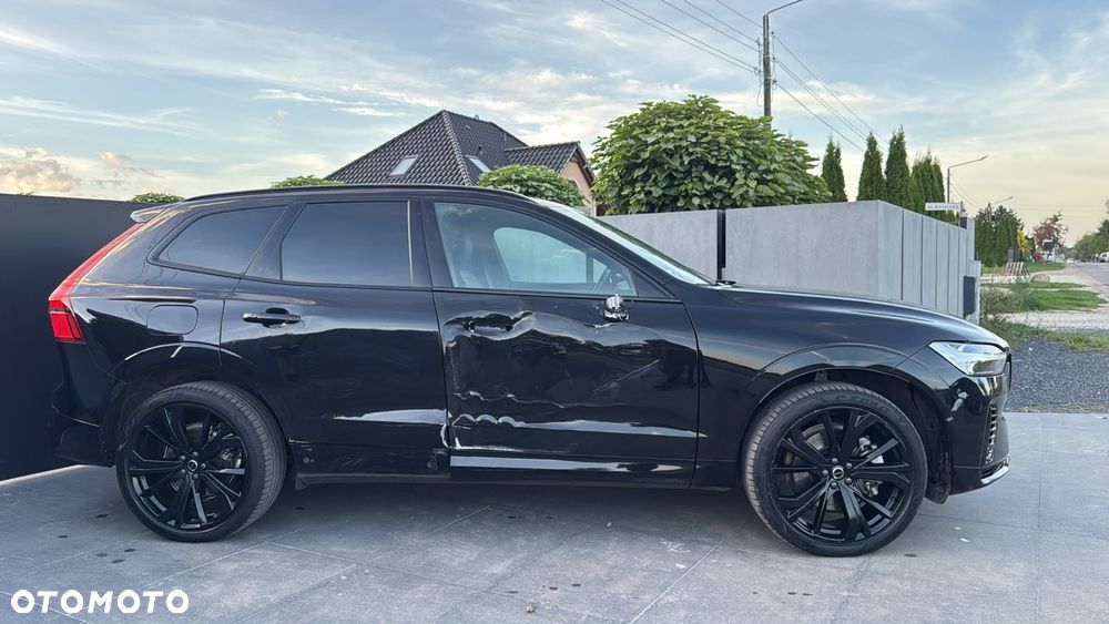 Volvo XC 60 T8 Plug-In Hybrid AWD Ultra Black Edition - 17