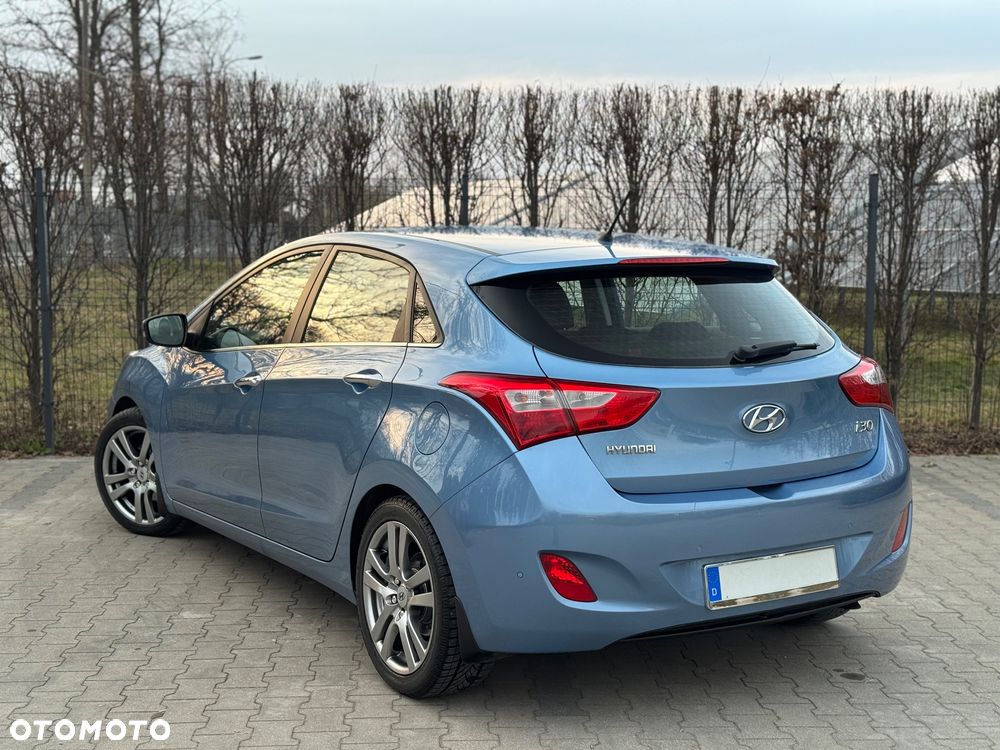 Hyundai i30 1.6 Automatik Style - 13