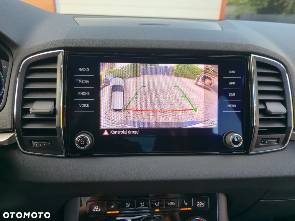 Skoda Karoq 2.0 TDI SCR Tour - 22