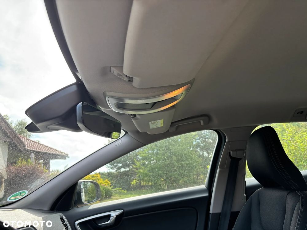 Volvo V60 D3 Geartronic Linje Business - 16