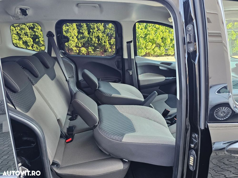 Ford Tourneo Courier 1.0 EcoBoost Titanium - 15