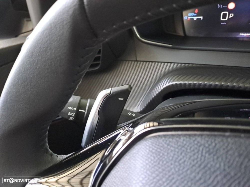 Peugeot 208 1.2 Hybrid Allure e-DCS6 - 14