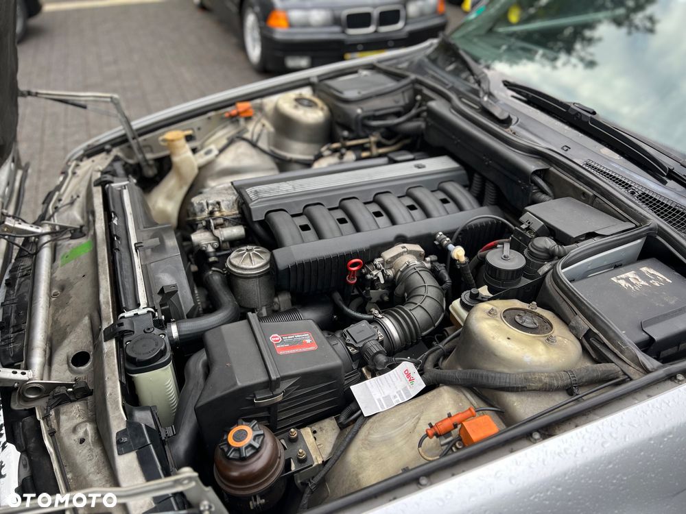 BMW Seria 5 520i - 31