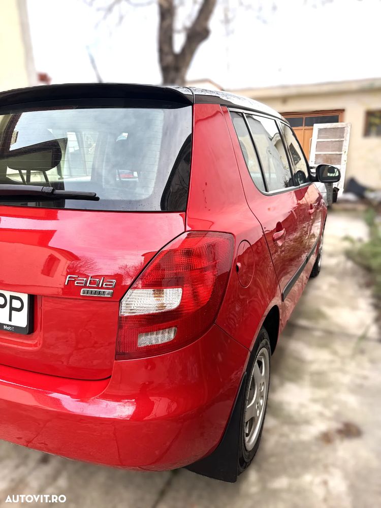 Skoda Fabia 1.2 HTP Active - 13