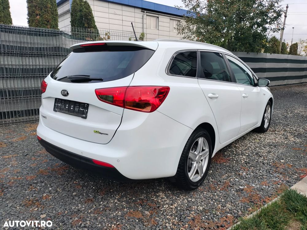 Kia Ceed - 22