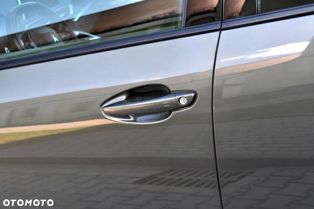 Peugeot 3008 1.2 PureTech Allure S&S EAT8 - 18