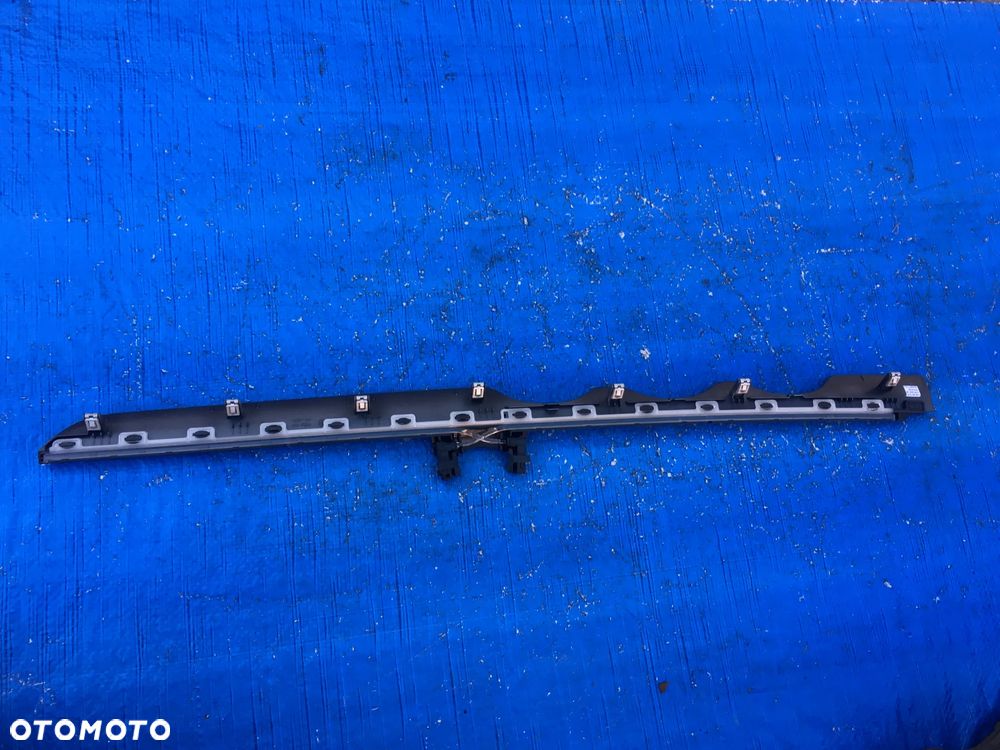 Mercedes C Klasa W206 Listwa Ozdobna Dekor Konsoli Led A2066801502 - 4