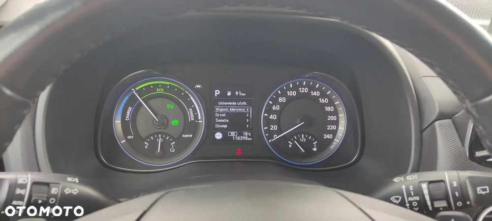 Hyundai Kona 1.6 GDI DCT Premium - 23