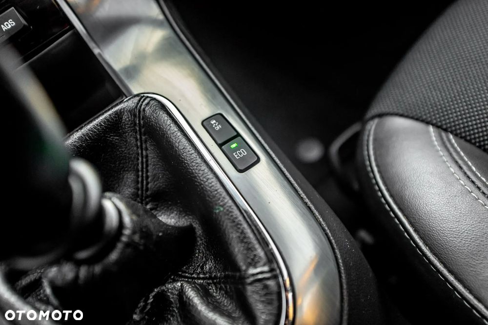 Chevrolet Cruze 1.4T LT+ - 31