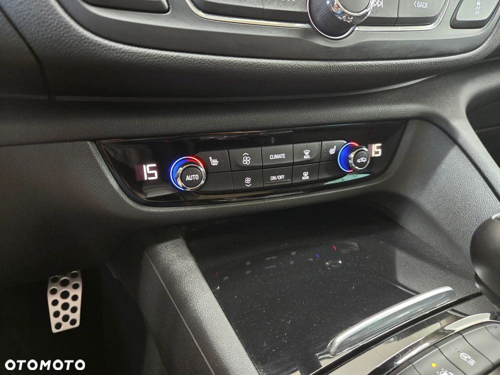 Opel Insignia 2.0 Ultimate Exclusive - 31