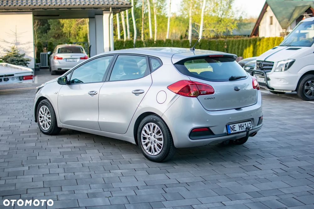 Kia Ceed - 19