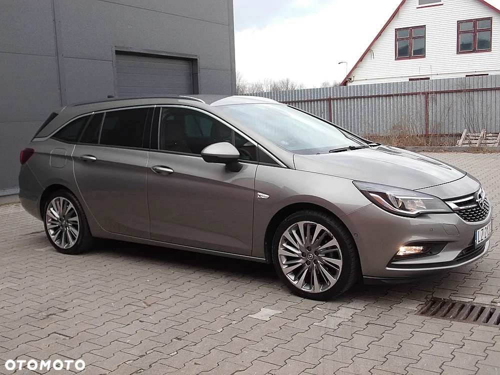 Opel Astra 1.4 Turbo Business - 28
