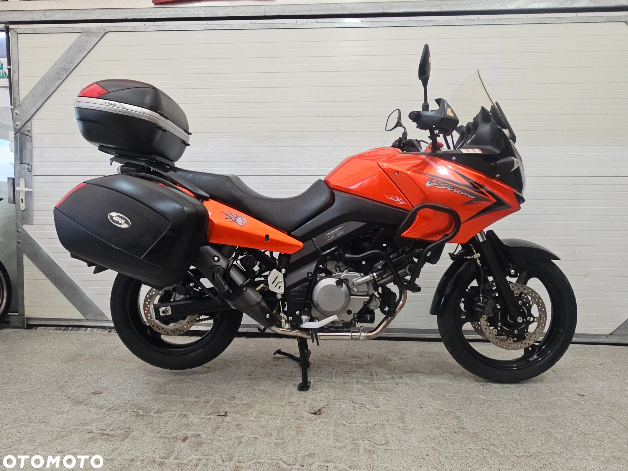 Suzuki DL - 2