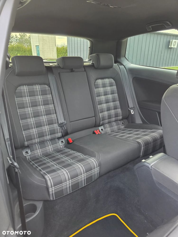 Volkswagen Golf GTD 2.0 TDI SCR DSG - 15